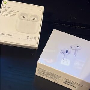 AirPods